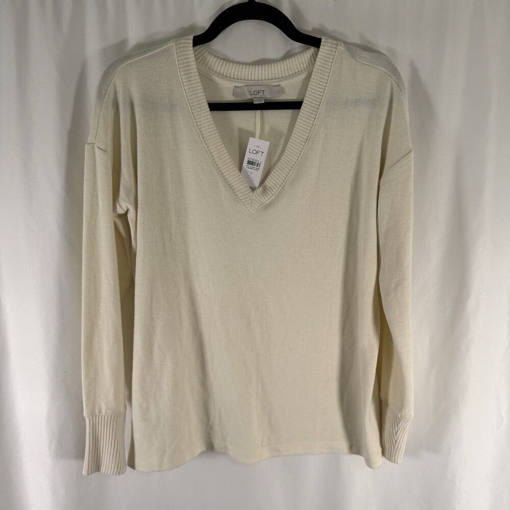 New LOFT Sweater Women's Small White V-Neck Long Sleeve Soft Pullover